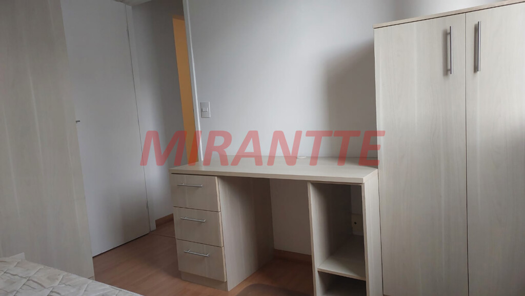 Apartamento de 82m² com 3 quartos em Água Fria