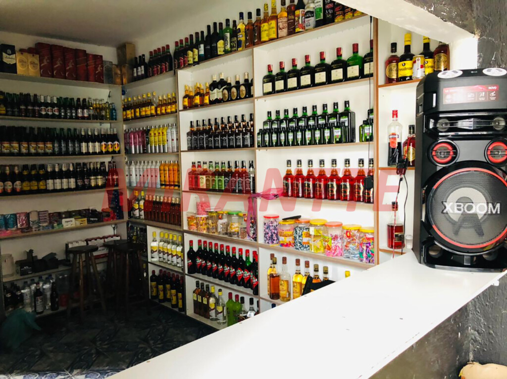 Comercial de 500m² em Vila Continental