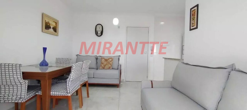 Apartamento de 59m² com 2 quartos em Vila Maranduba