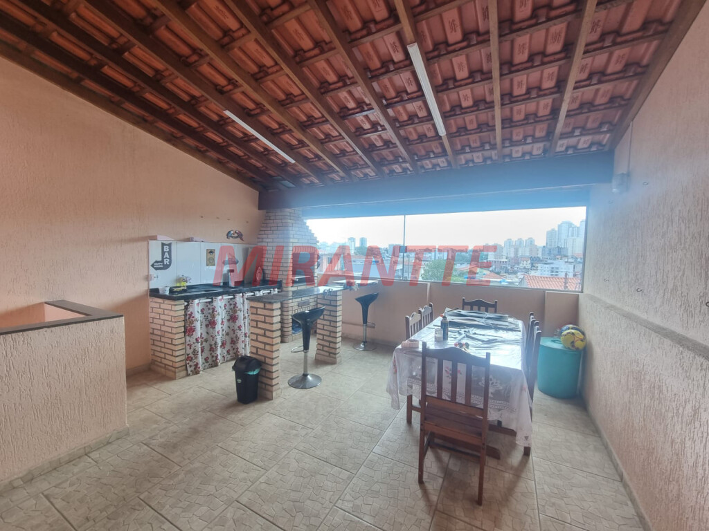 Sobrado de 114m² com 3 quartos em Vila Roque