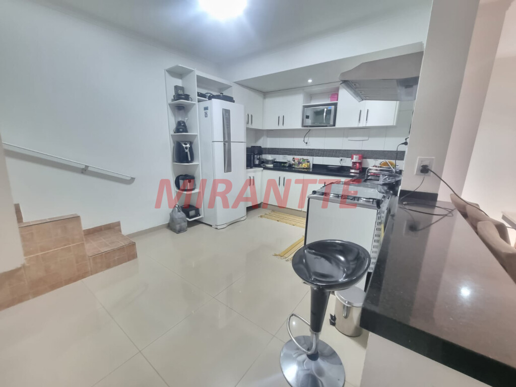 Sobrado de 114m² com 3 quartos em Vila Roque