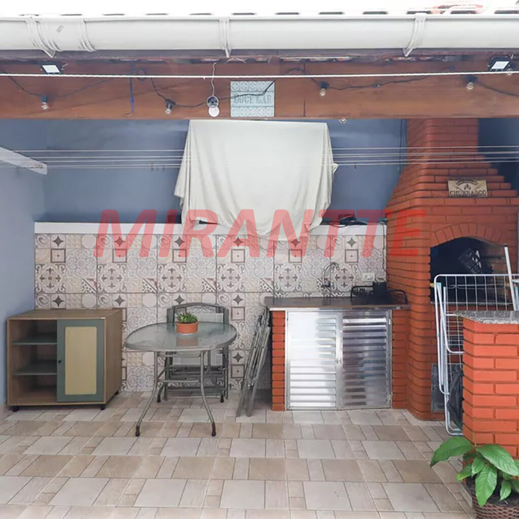 Sobrado de 128m² com 3 quartos em Parada  Inglesa