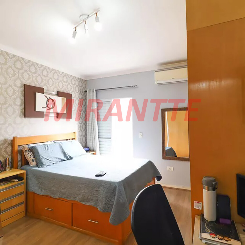Sobrado de 128m² com 3 quartos em Parada  Inglesa