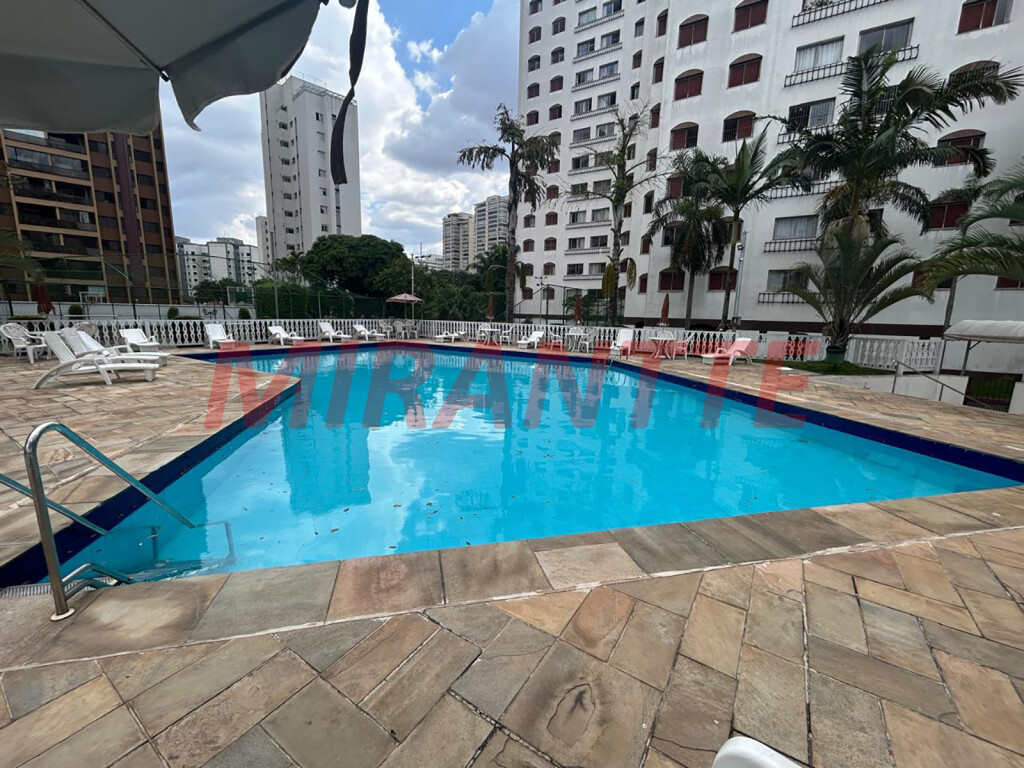 Apartamento de 80m² com 3 quartos em Santana