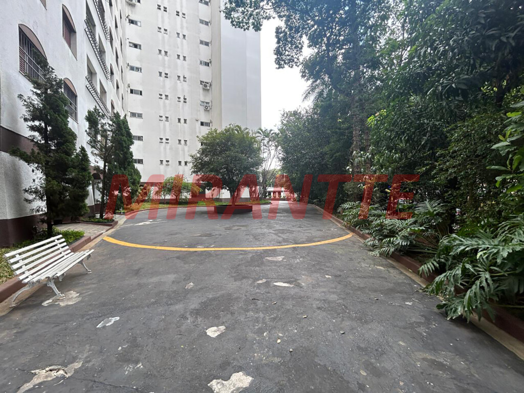 Apartamento de 80m² com 3 quartos em Santana