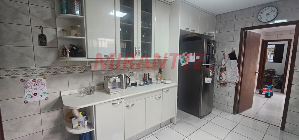 Sobrado de 219m² com 3 quartos em Jardim São João