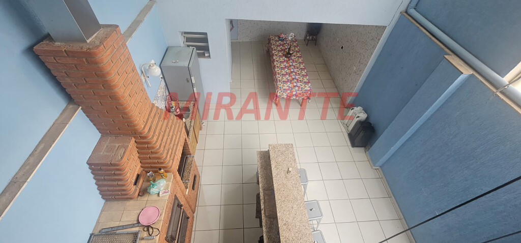 Sobrado de 219m² com 3 quartos em Jardim São João