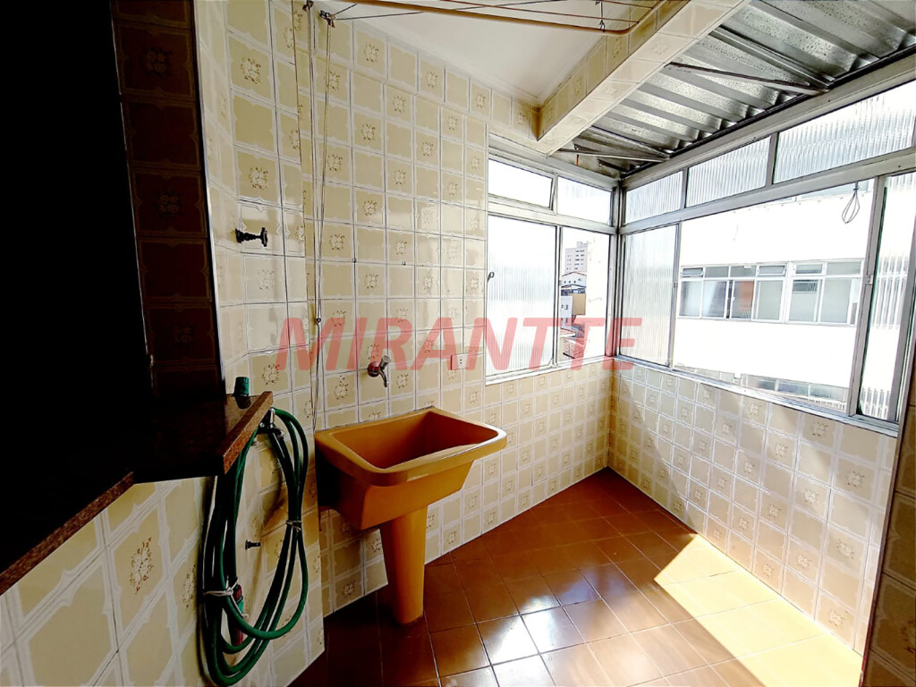 Apartamento de 60m² com 2 quartos em Santana