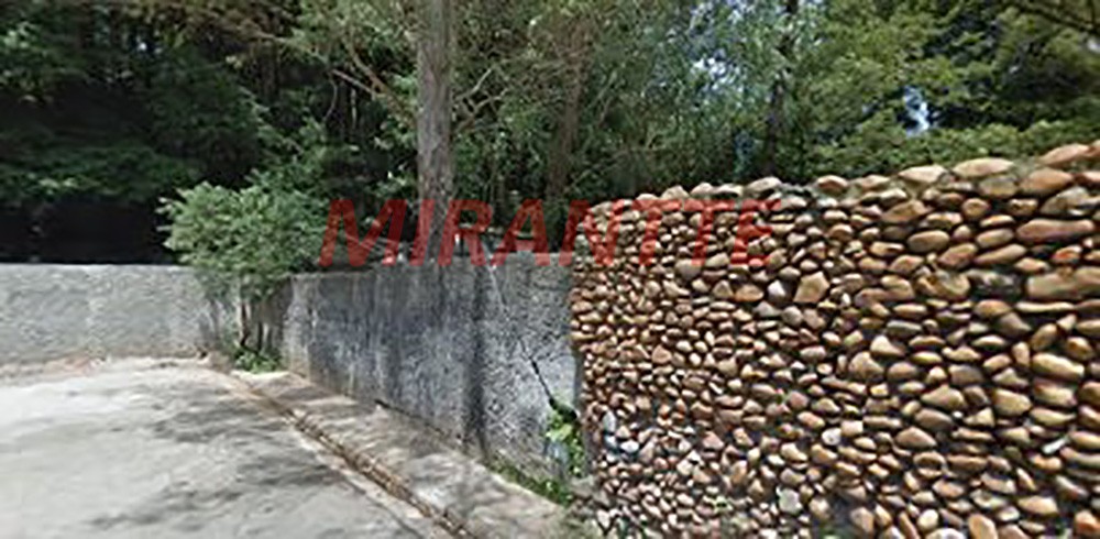 Terreno de 2871m² em Horto Florestal