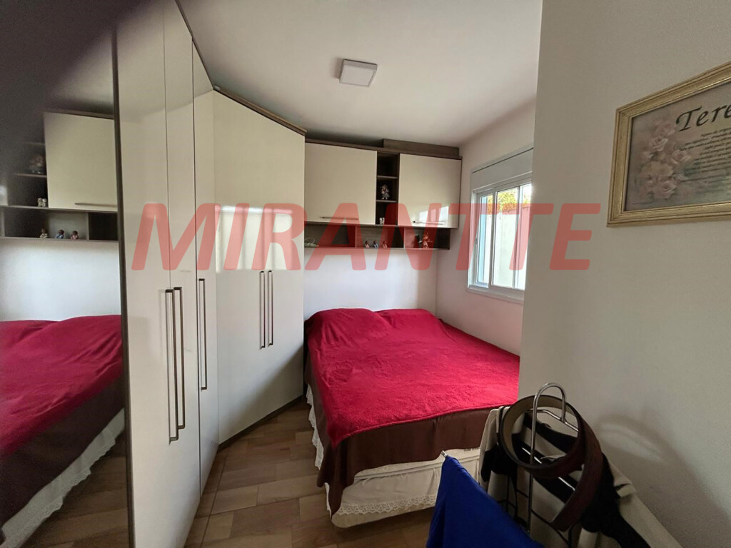 Apartamento com 2 quartos em Água Fria