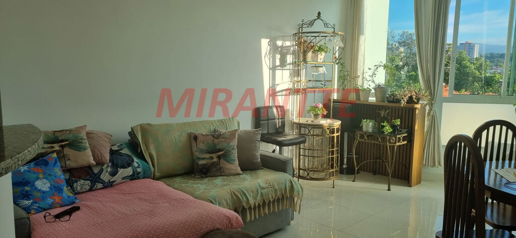 Apartamento com 2 quartos em Água Fria