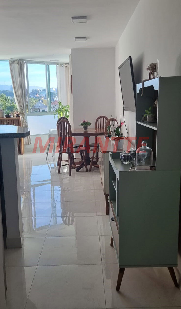 Apartamento com 2 quartos em Água Fria