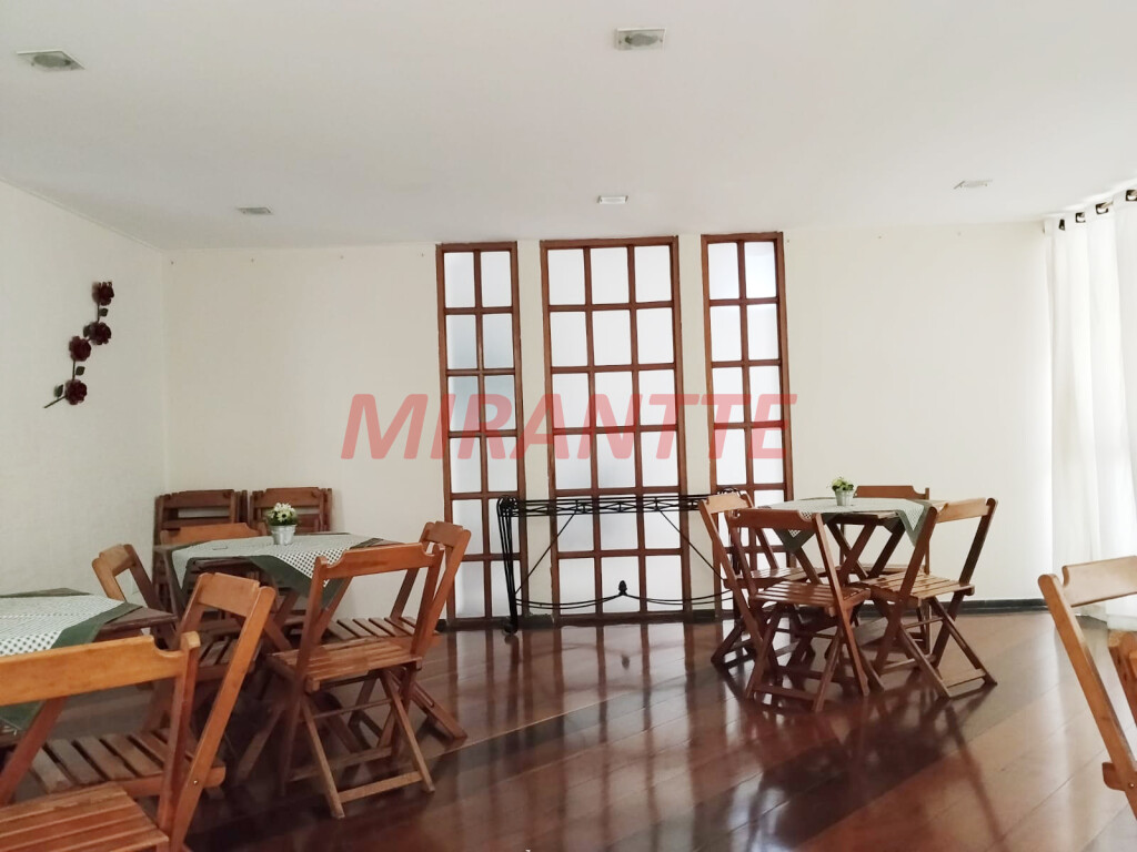 Apartamento de 62m² com 2 quartos em Santana