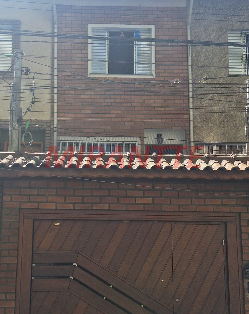 Sobrado de 108m² com 2 quartos em Jardim Carlu
