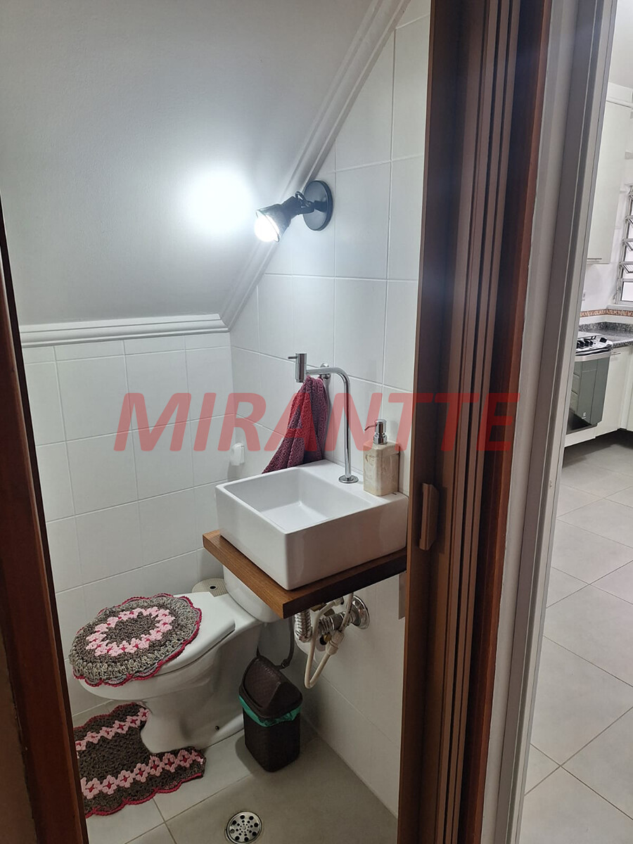Sobrado de 108m² com 2 quartos em Jardim Carlu