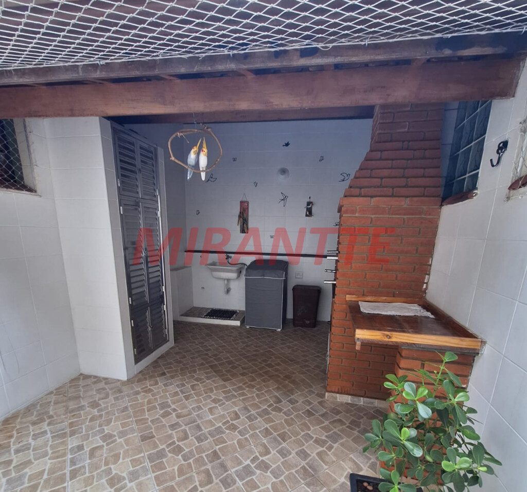 Sobrado de 108m² com 2 quartos em Jardim Carlu