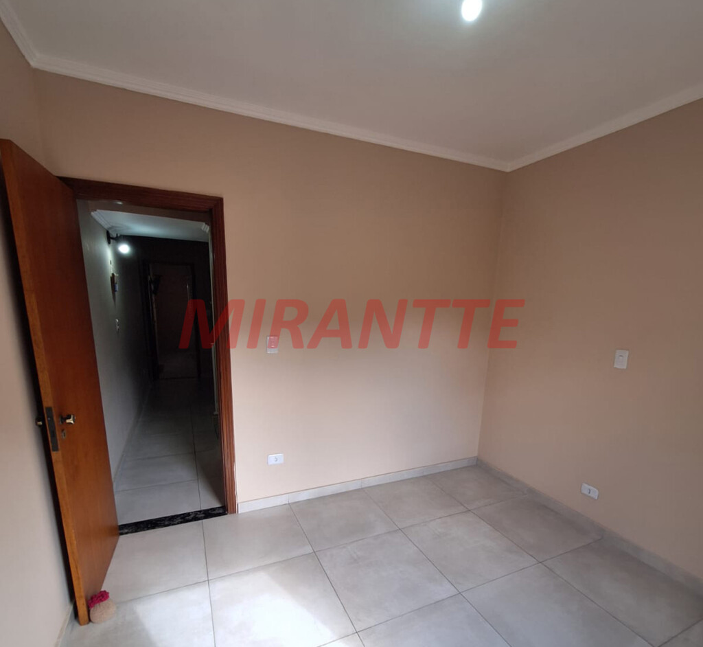 Sobrado de 108m² com 2 quartos em Jardim Carlu