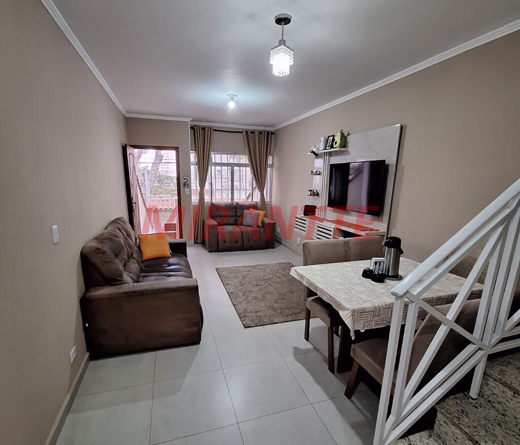 Sobrado de 108m² com 2 quartos em Jardim Carlu