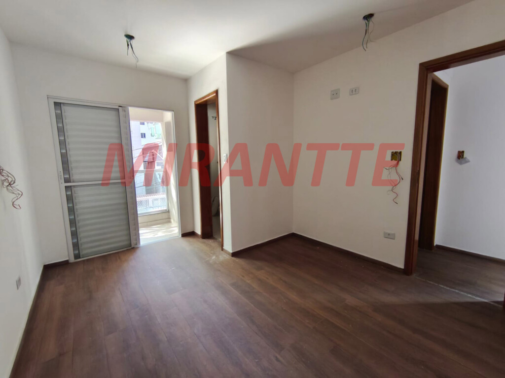 Apartamento de 65m² com 2 quartos em Santa Teresinha