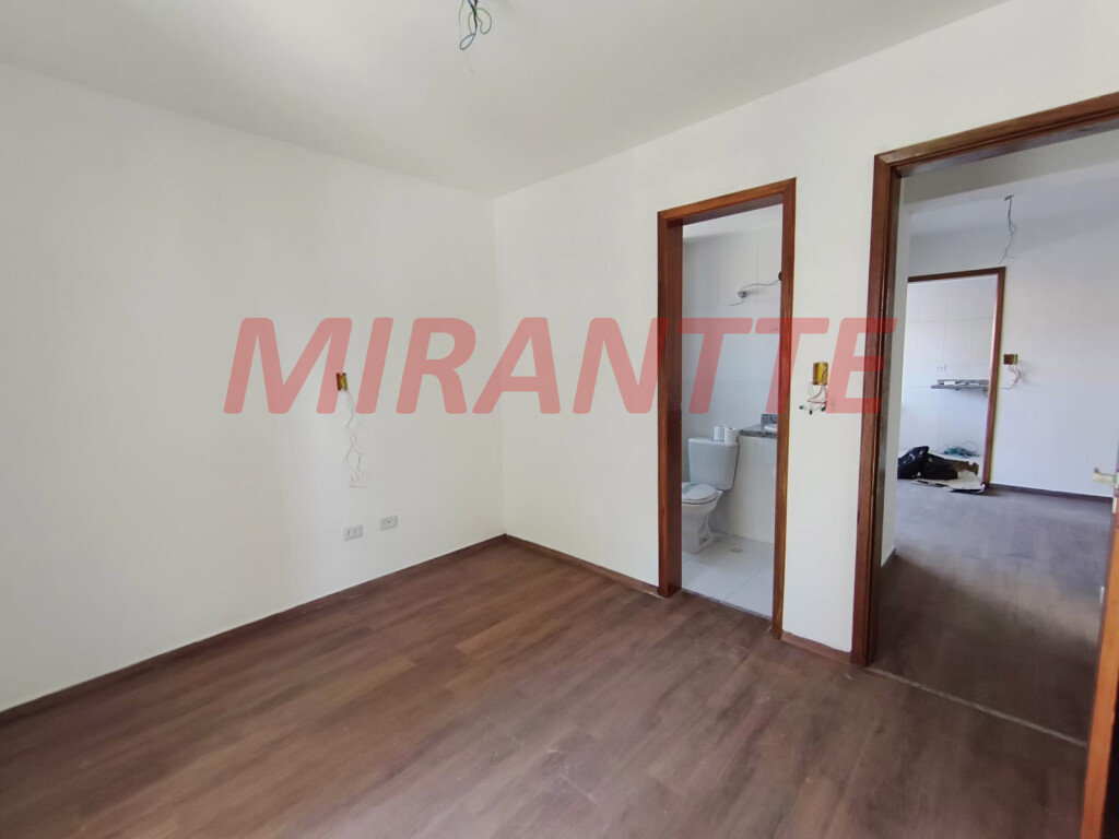 Apartamento de 65m² com 2 quartos em Santa Teresinha