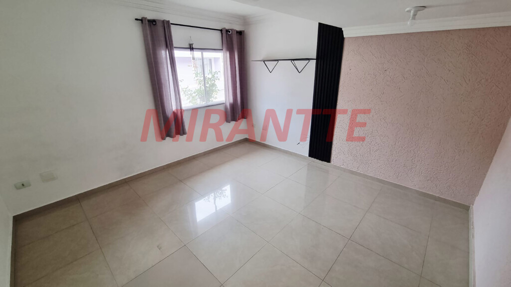 Cond. fechado de 135m² com 2 quartos em Parque Casa De Pedra