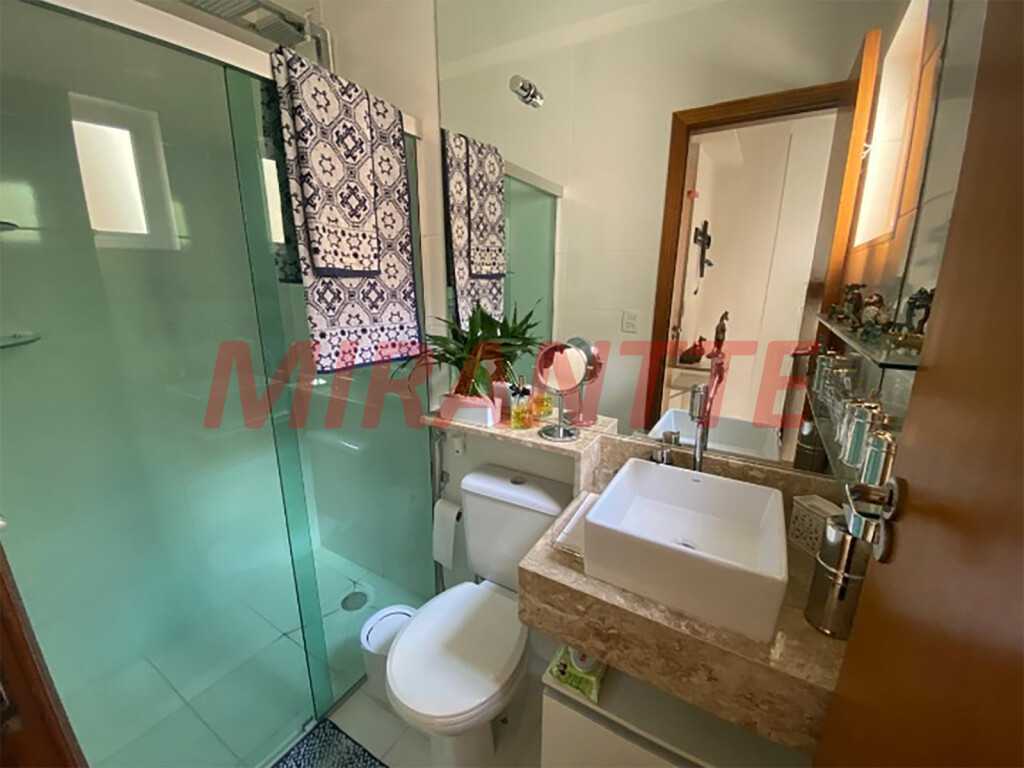 Cond. fechado de 100m² com 2 quartos em Santa Teresinha