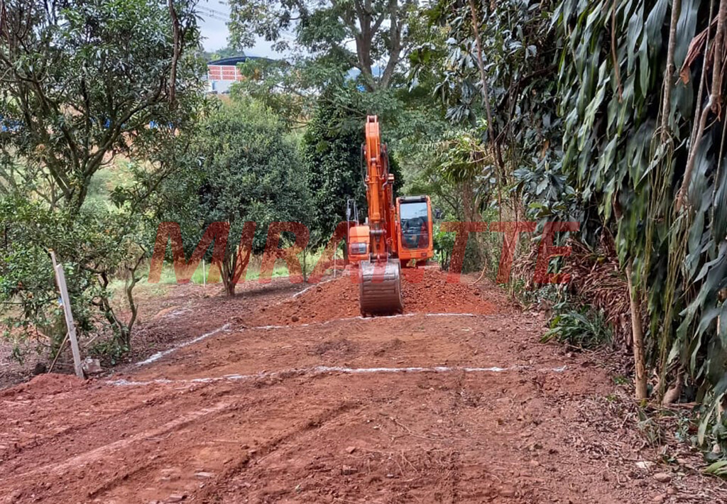 Terreno de 245m² em Jardim Francisco Mendes