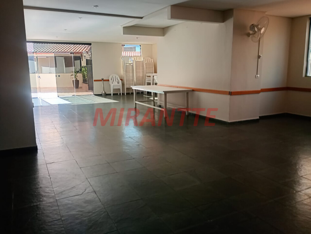 Apartamento de 55m² com 2 quartos em Santana