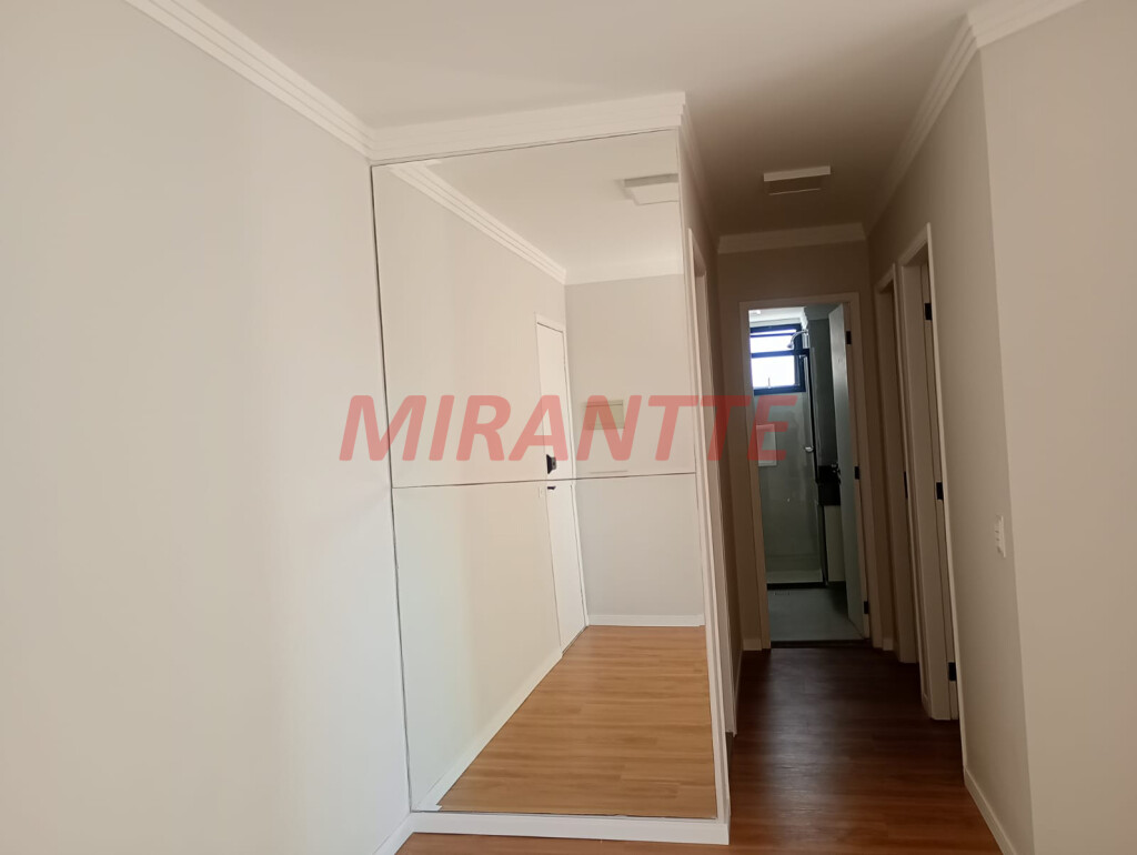 Apartamento de 55m² com 2 quartos em Santana