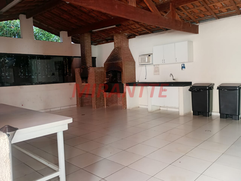 Apartamento de 55m² com 2 quartos em Santana