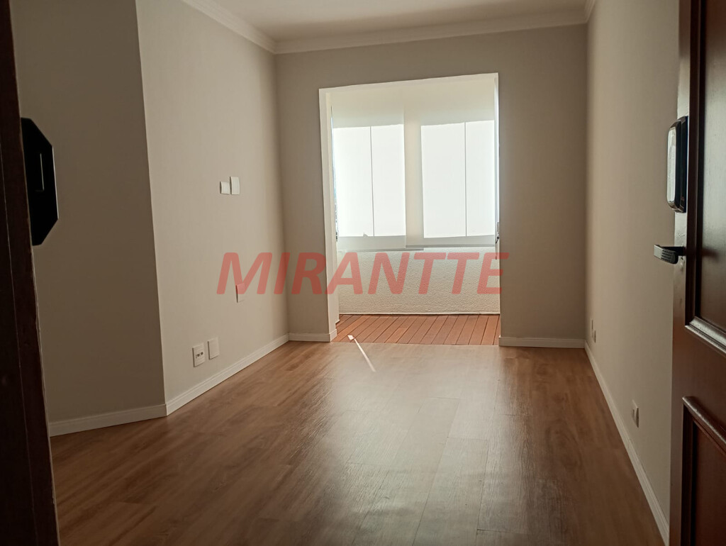 Apartamento de 55m² com 2 quartos em Santana