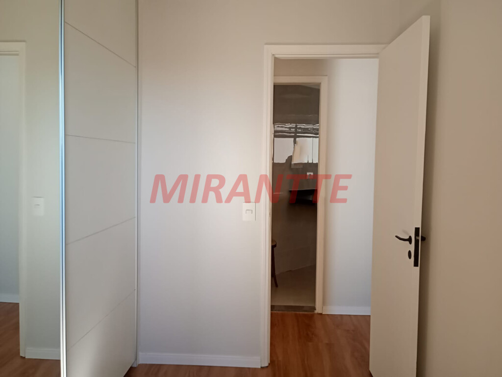 Apartamento de 55m² com 2 quartos em Santana