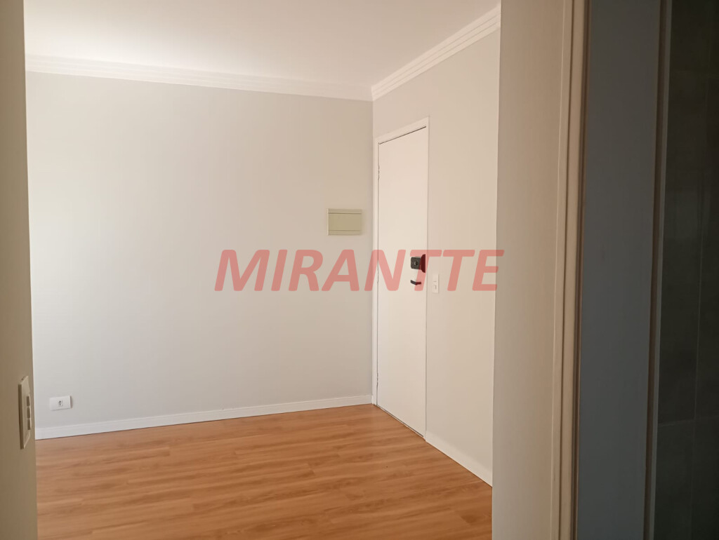 Apartamento de 55m² com 2 quartos em Santana