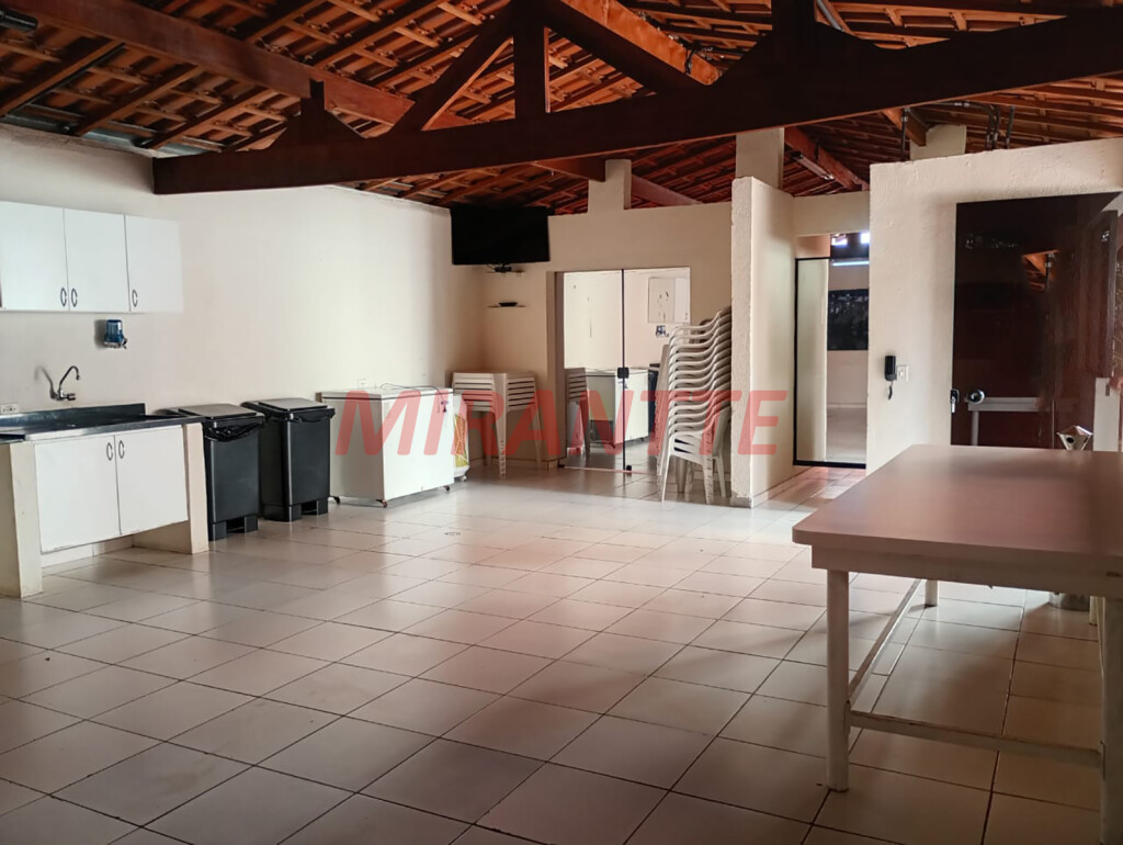 Apartamento de 55m² com 2 quartos em Santana
