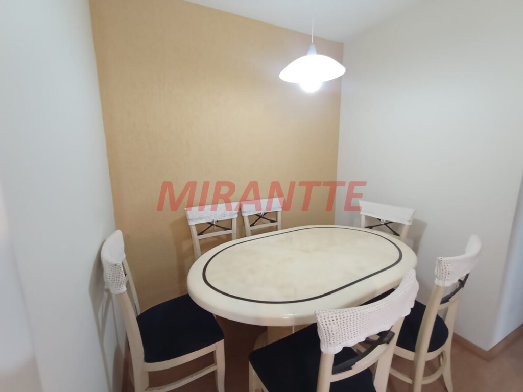 Apartamento de 60m² com 2 quartos em Santana