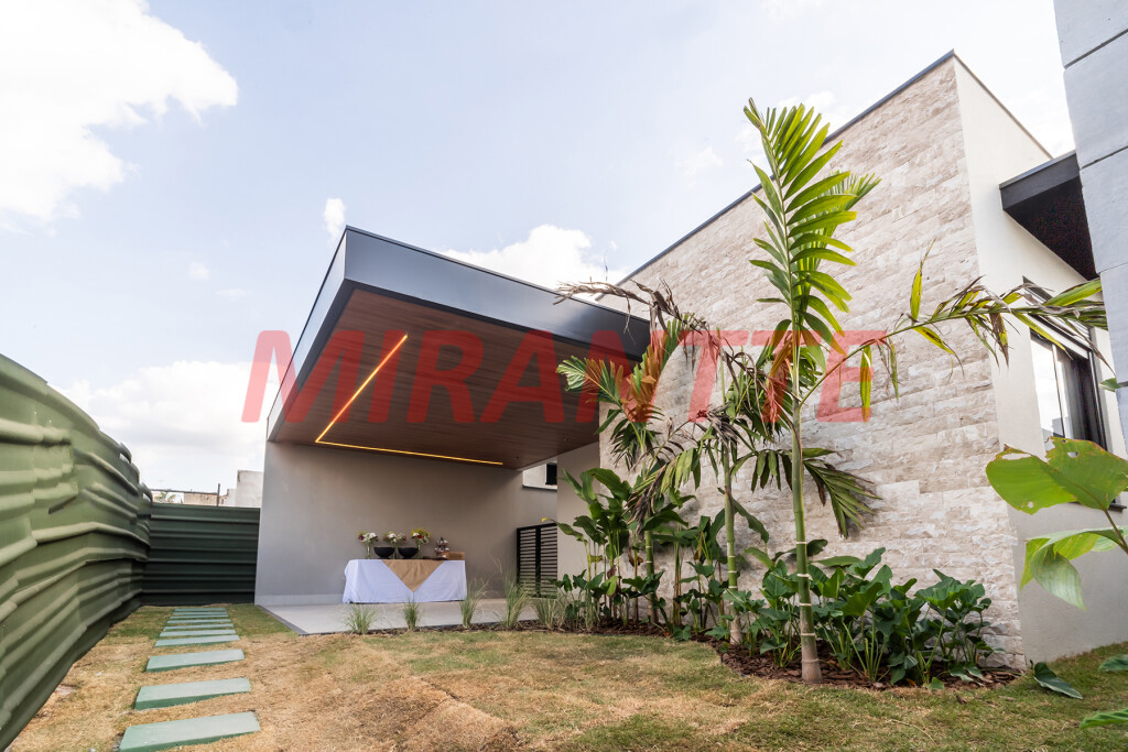 Casa terrea de 144m² com 3 quartos em Jardim Alvinópolis