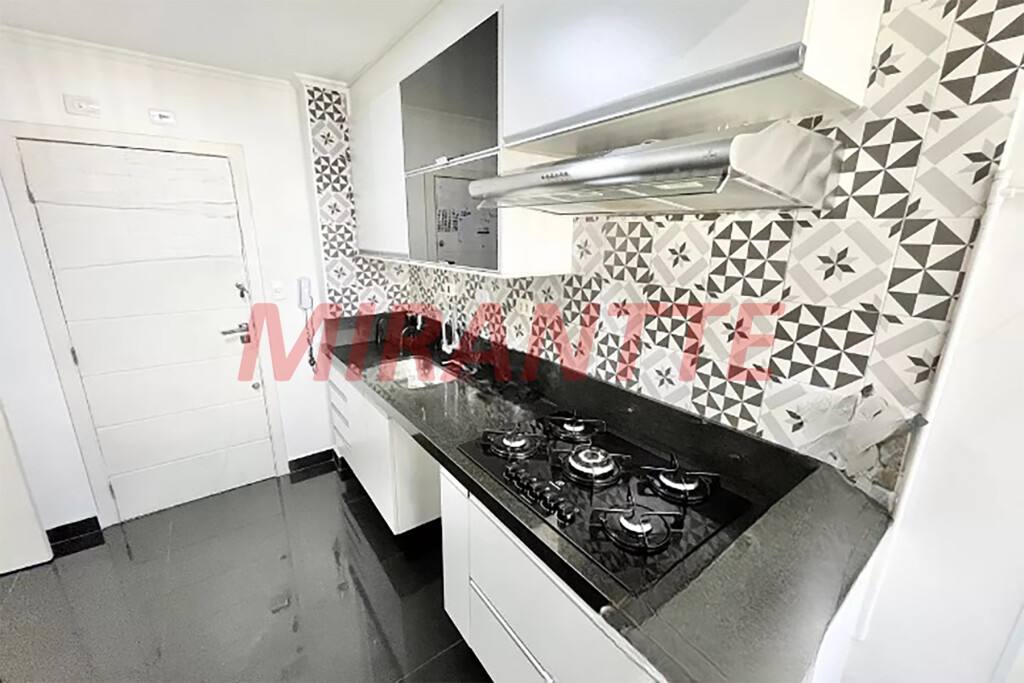 Apartamento de 74m² com 2 quartos em Santana