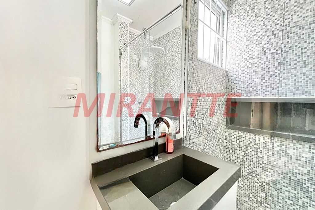 Apartamento de 74m² com 2 quartos em Santana