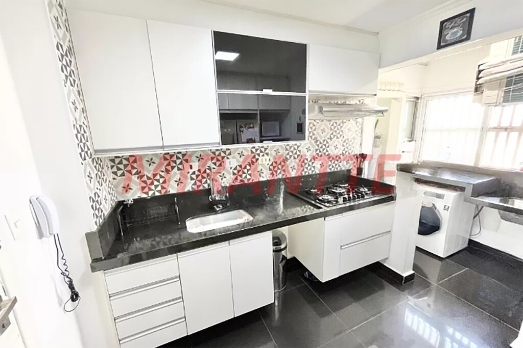Apartamento de 74m² com 2 quartos em Santana