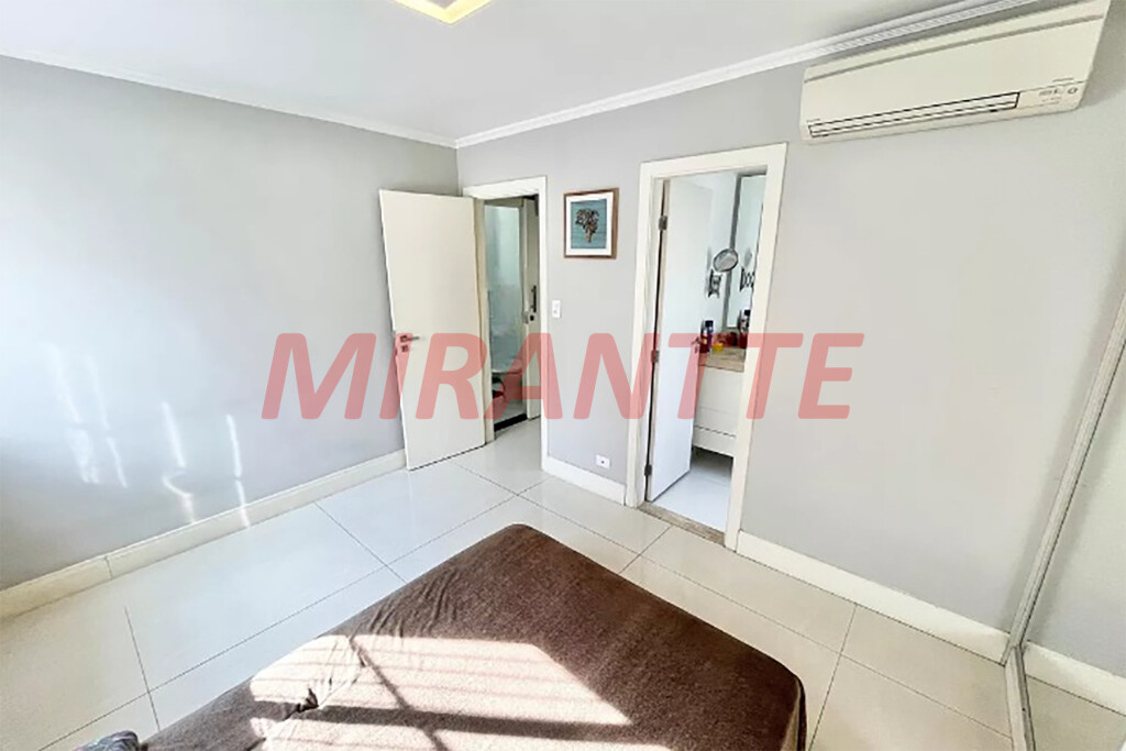 Apartamento de 74m² com 2 quartos em Santana