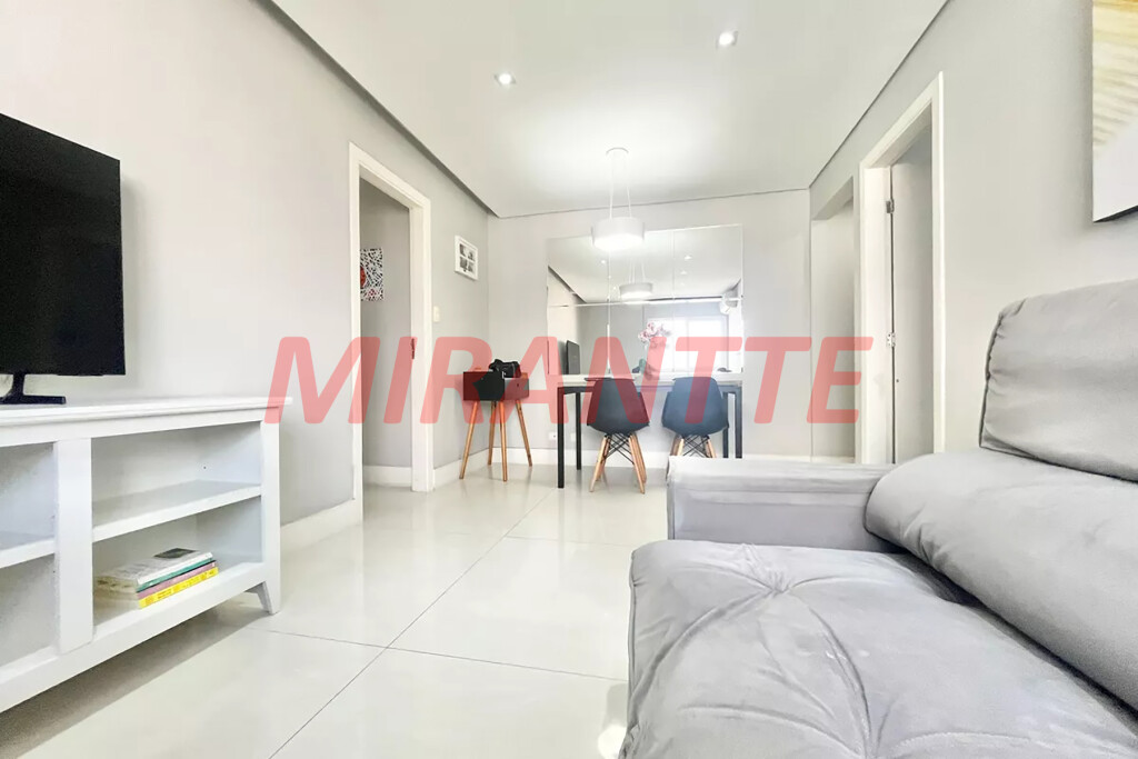 Apartamento de 74m² com 2 quartos em Santana
