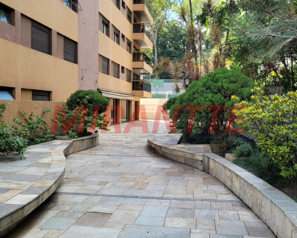 Apartamento de 147m² com 3 quartos em Santana