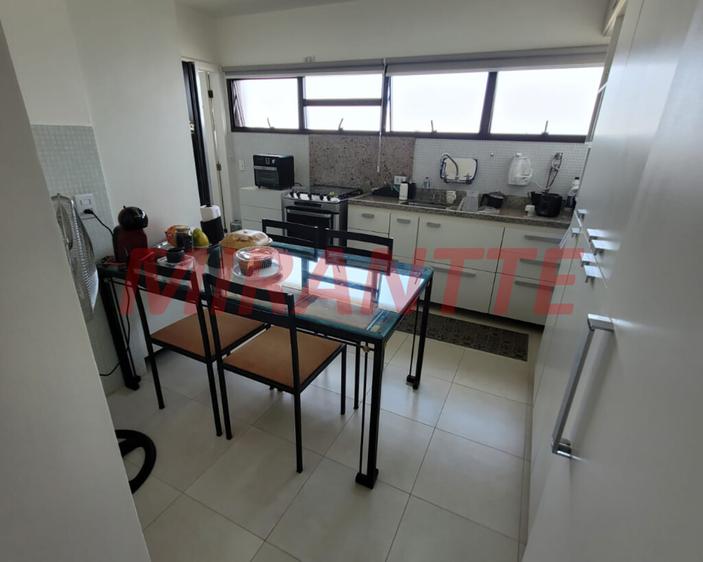 Apartamento de 147m² com 3 quartos em Santana