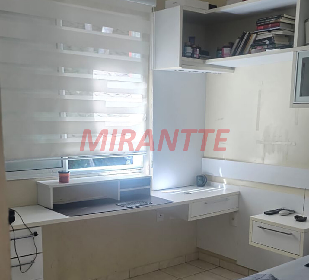 Sobrado com 3 quartos em Roseira
