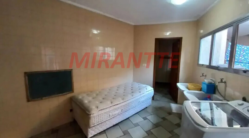 Sobrado de 300m² com 3 quartos em Tucuruvi