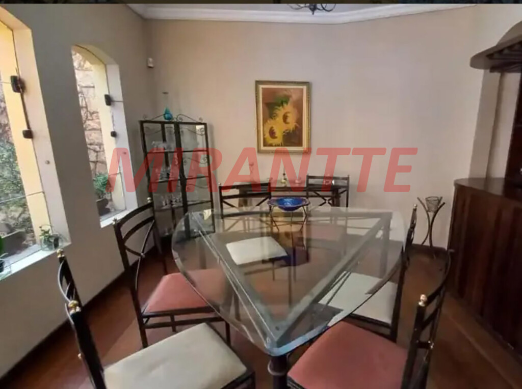 Sobrado de 300m² com 3 quartos em Tucuruvi
