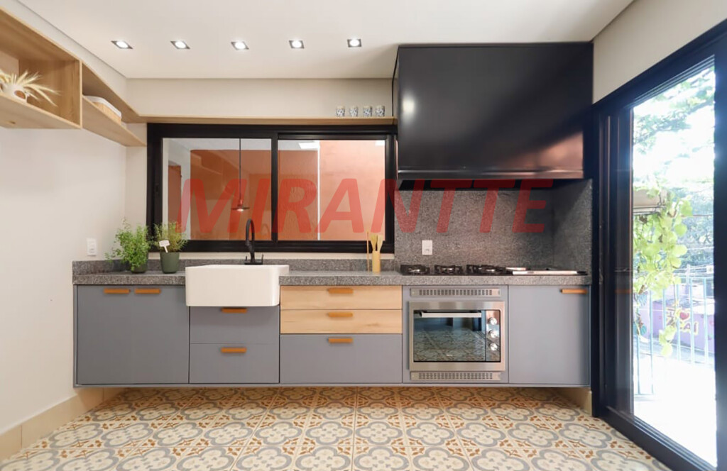 Sobrado de 189m² com 3 quartos em Vila Madalena