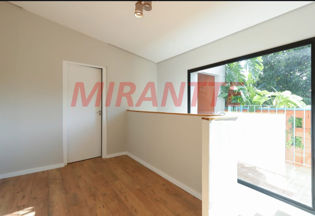 Sobrado de 189m² com 3 quartos em Vila Madalena