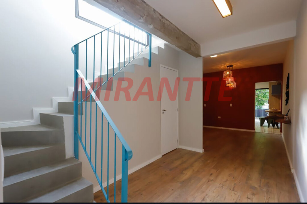 Sobrado de 189m² com 3 quartos em Vila Madalena