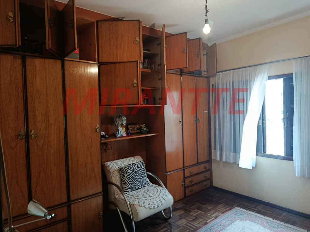Sobrado de 189m² com 2 quartos em Parada  Inglesa